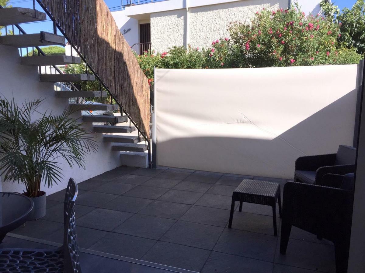 Plage A 400 M Studio Tout Confort Terrasse Clim Parking Hyères Exteriér fotografie